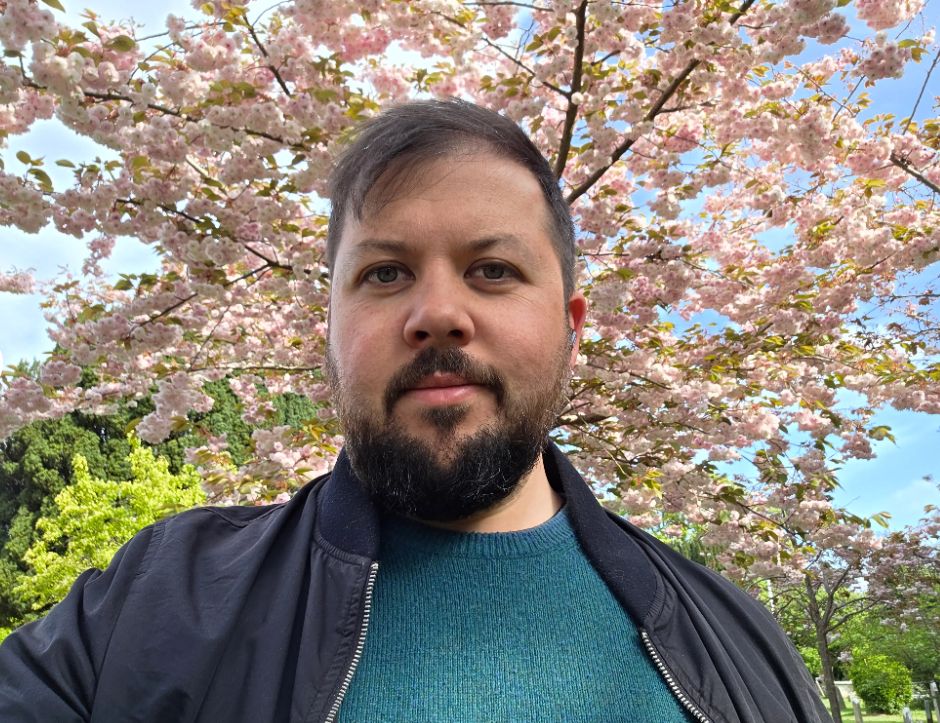 Битва флагманов: Pixel 9 Pro против Galaxy S25 Ultra — кто снимает лучше? картинка Pixel 9 Pro