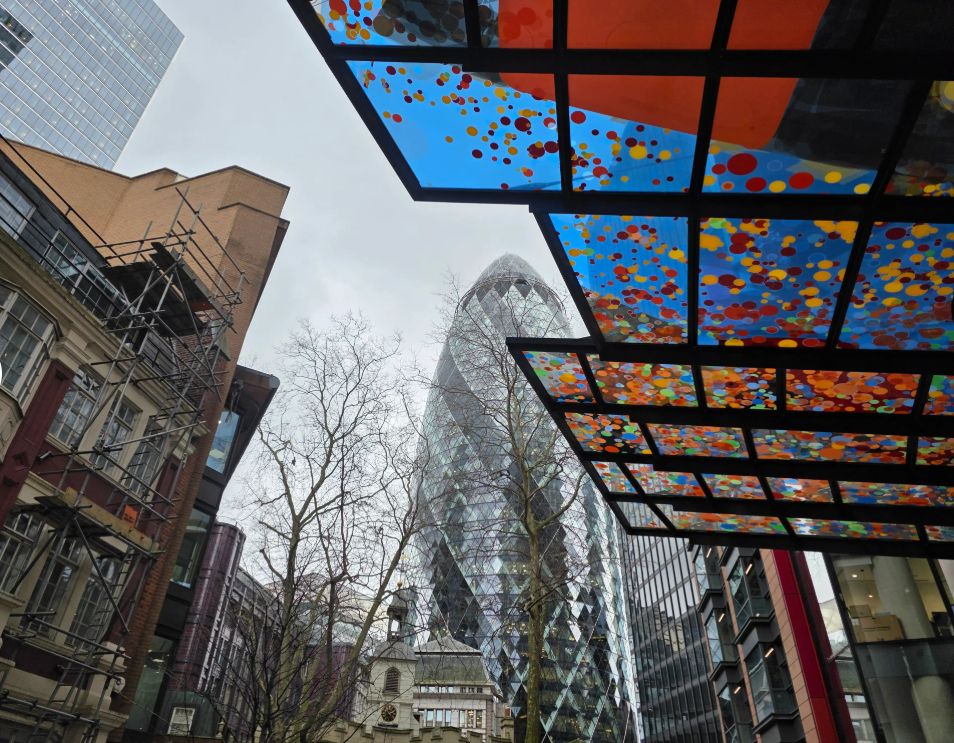 Битва флагманов: Pixel 9 Pro против Galaxy S25 Ultra — кто снимает лучше? картинка Pixel 9 Pro