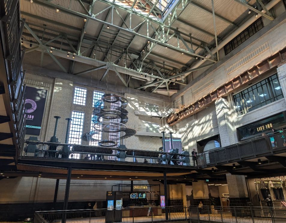 Битва флагманов: Pixel 9 Pro против Galaxy S25 Ultra — кто снимает лучше? картинка Pixel 9 Pro