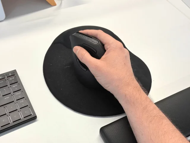 Razer Pro Click V2 Vertical Edition