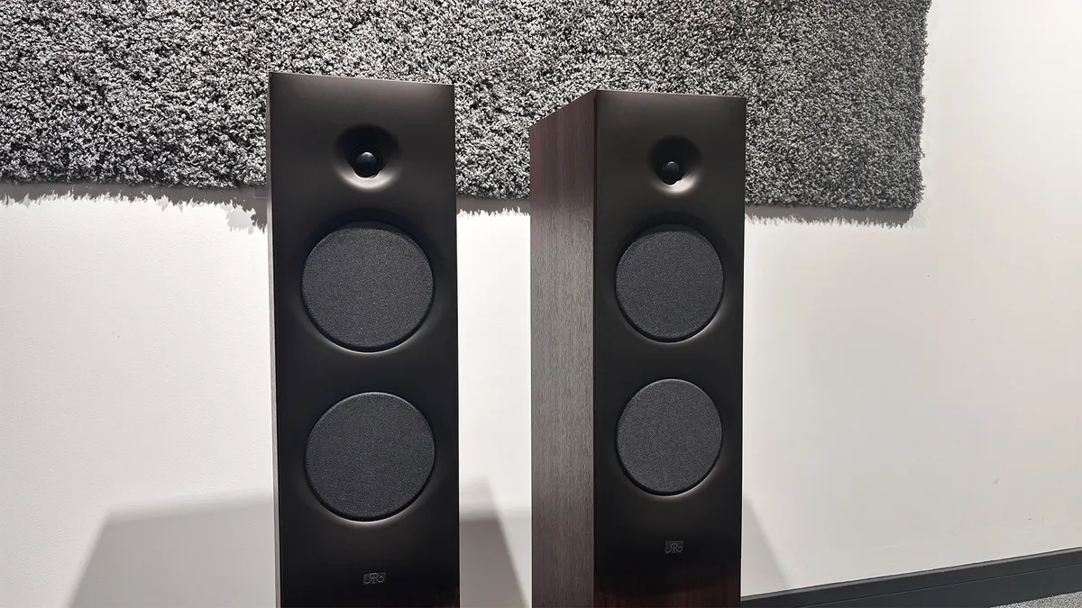 Revival Audio Sprint 4: обзор напольных колонок картинка Revival Audio Sprint 4