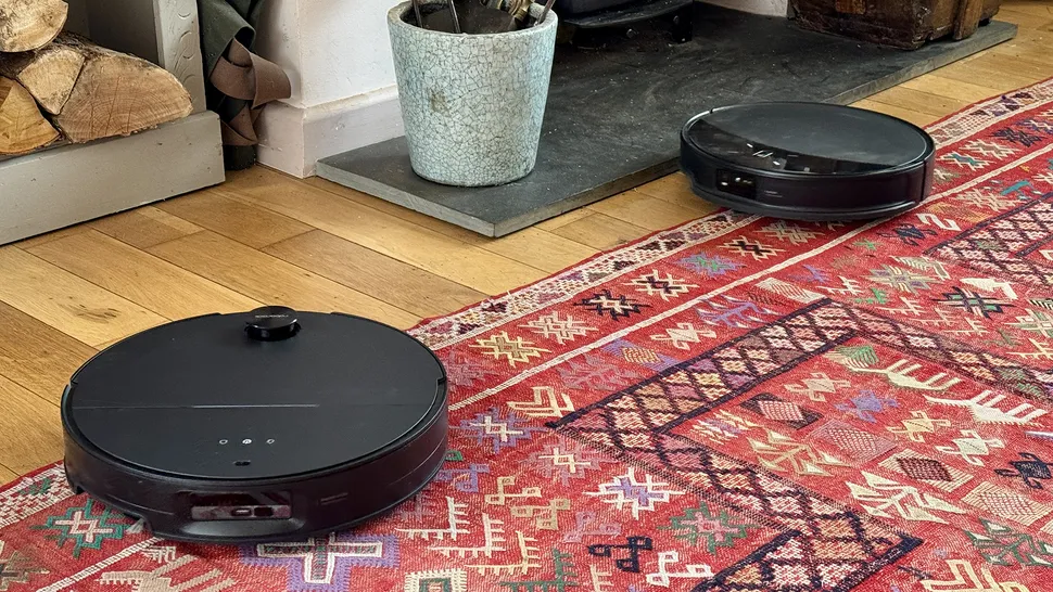 Roborock Saros 10R против Saros 10 битва роботов-пылесосов