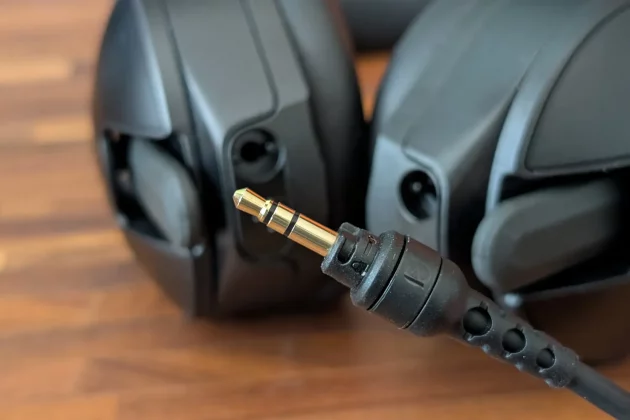 Обзор Rode NTH-50: идеальные наушники для диджеев и подкастеров фото