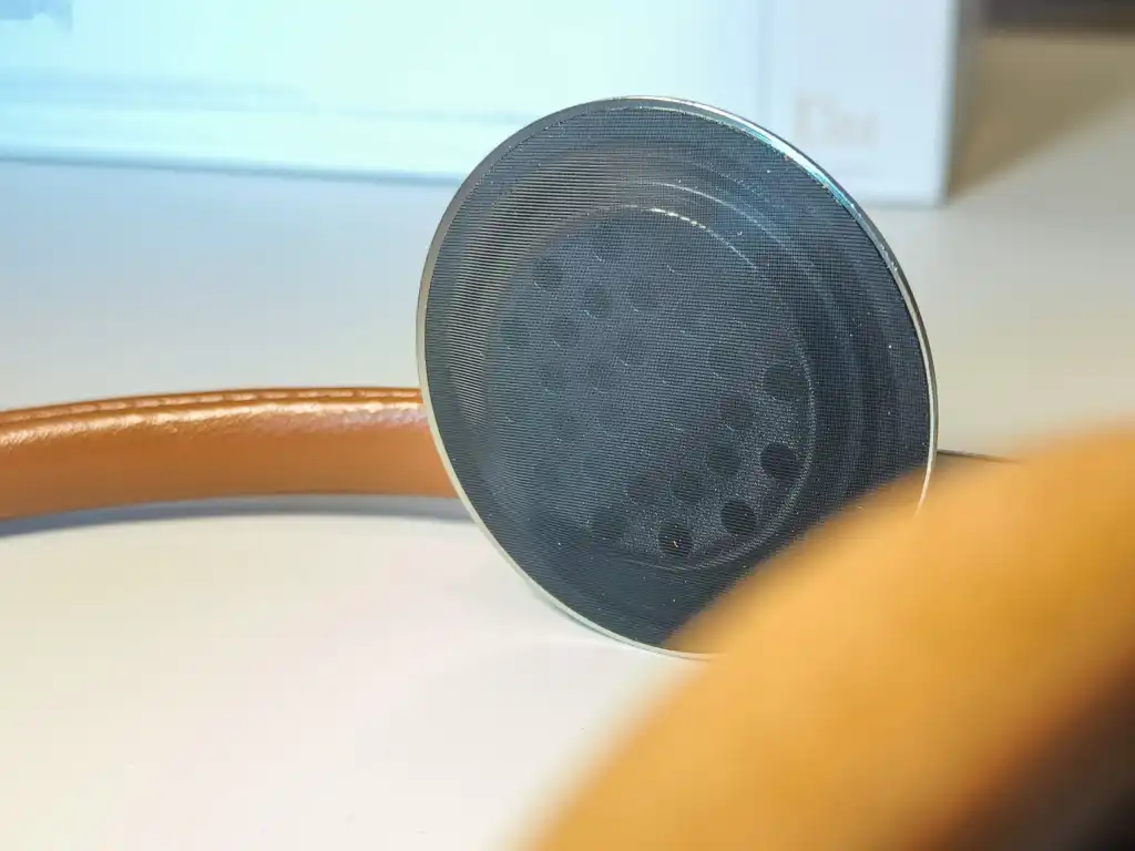 Roseselsa Distant Mountain 3