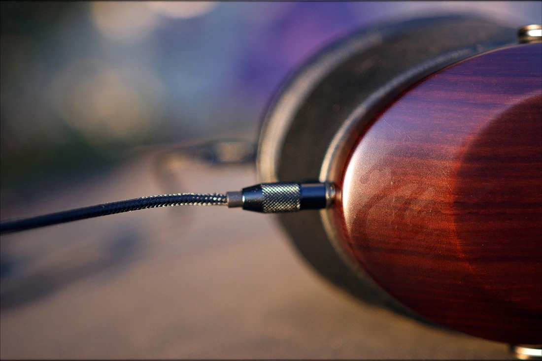 Sivga Robin SV021: обзор наушников с мощным басом картинка Sivga Robin SV021