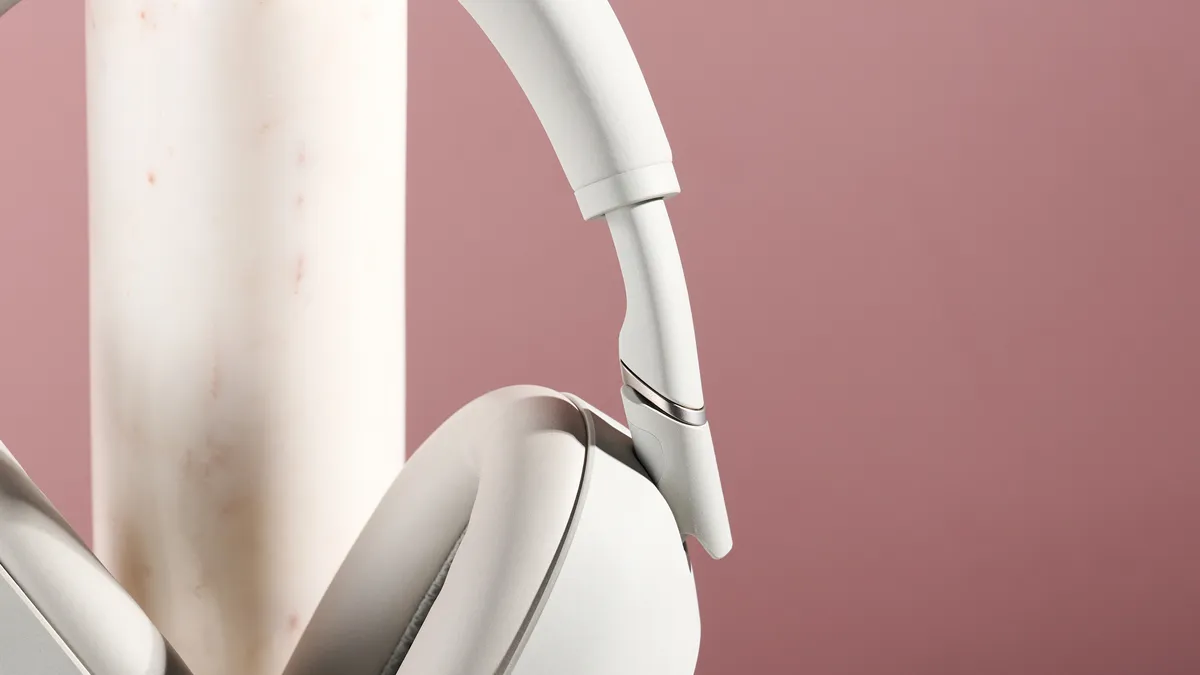 Sony WH-1000XM6 против Sony WH-1000XM4