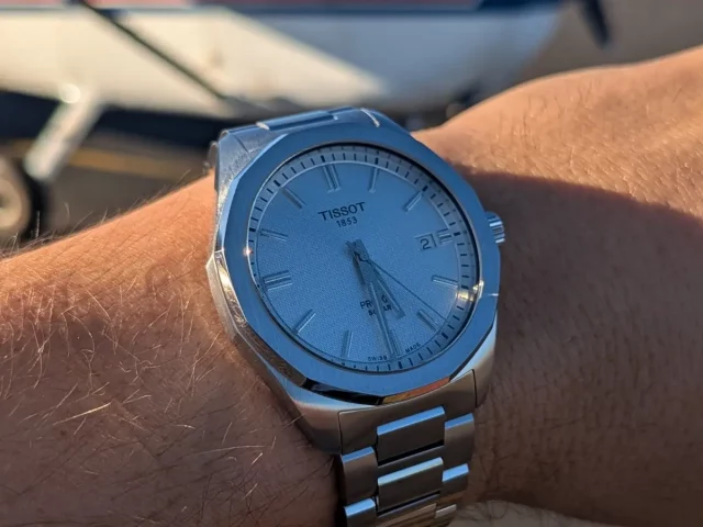 Часы на солнечной батарее Tissot PRC 100 Solar – на грани между природой и технологиями