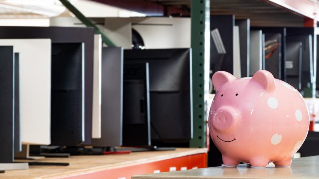 Топовый бюджетный монитор в 2025 году