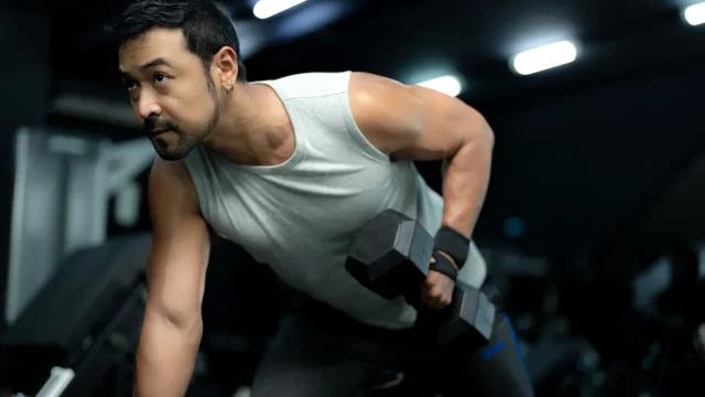 тренировка Арнольда Шварценеггера