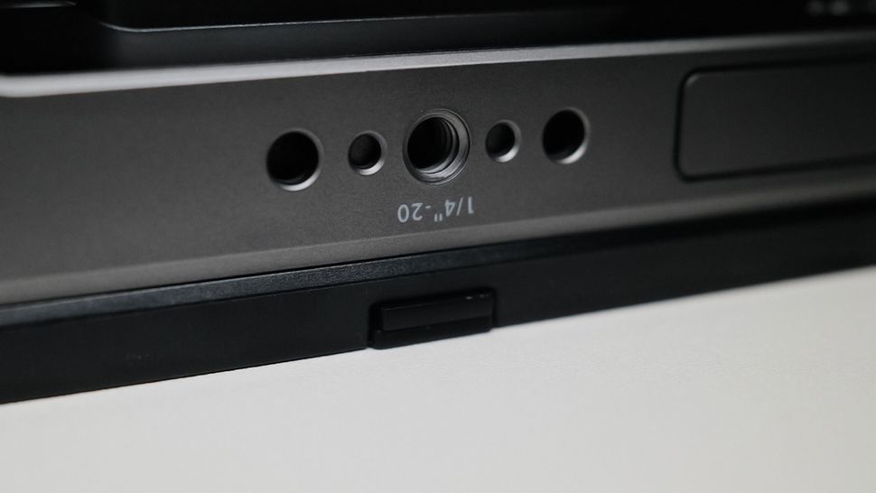 Обзор Viltrox DC-L1 и DC-L2: отличные дешевые мониторы для полевой съемки картинка Viltrox DC-L1 и DC-L2