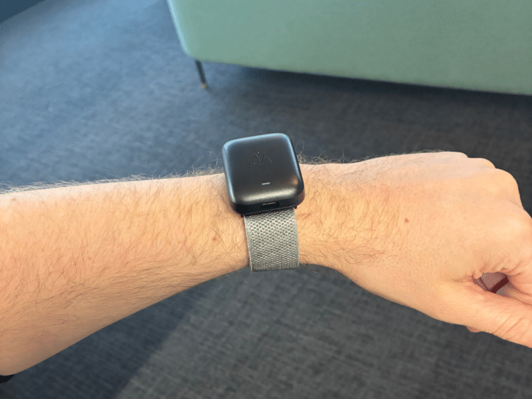 Обзор Whoop MG: стоит ли покупать этот премиальный фитнес-трекер? картинка Whoop MG