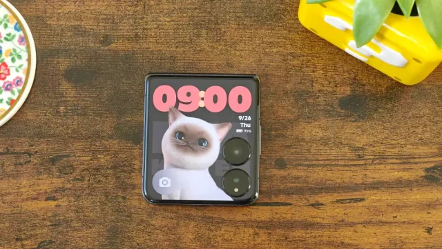 Xiaomi Mix Flip 2 Xiaomi Mix Flip 2 готовится обойти Galaxy Z Flip 7