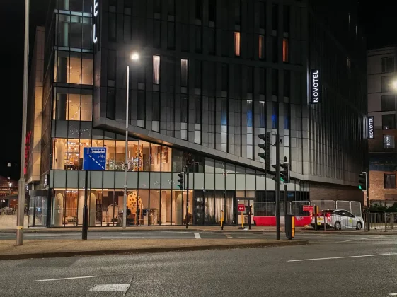 Обзор Honor 400 Pro: мастер на все руки фото