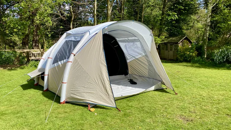 Decathlon Quechua Air Seconds 5.2 Fresh & Black