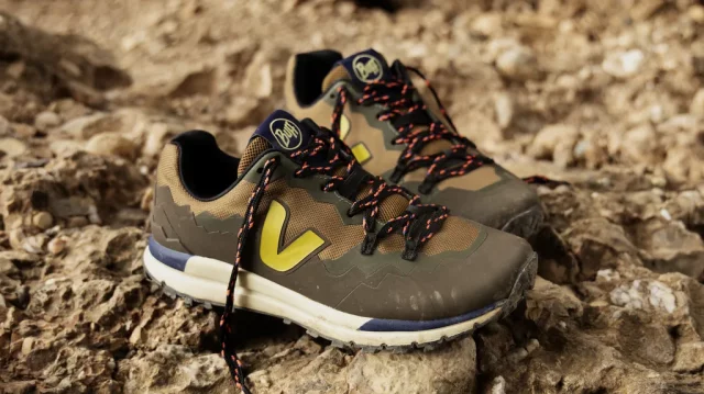 Лучшие мужские кроссовки для ходьбы