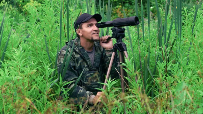 Топ штативов для наблюдений 2025 года картинка Лучшие штативы для подзорных труб