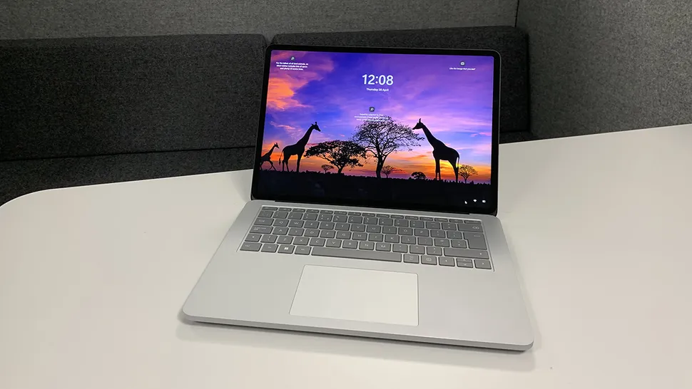 Surface Laptop Studio 2-2
