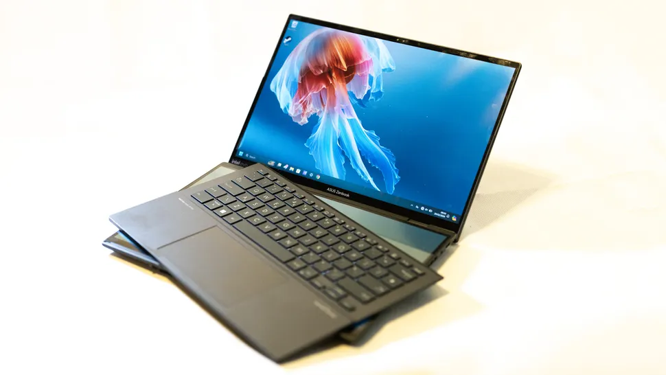 Asus ZenBook Pro 14 Duo-2