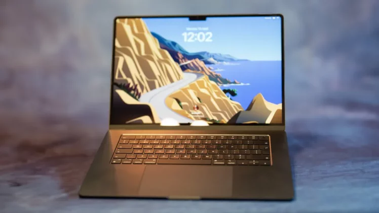 MacBook Air 15 (M3, 2024)-2