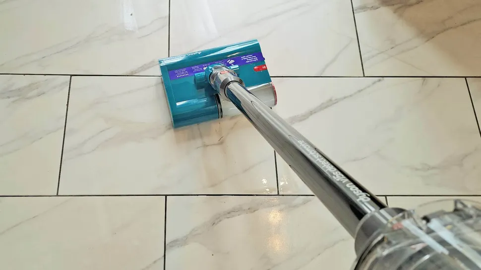 Dyson V15s Detect Submarine-2