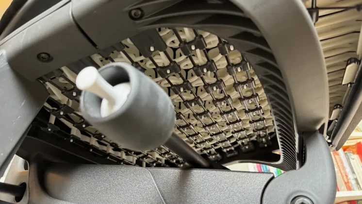 Herman Miller Embody-6