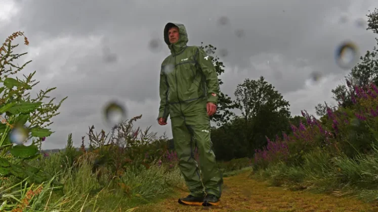 Columbia Wyldwood Waterproof Hiking Shell-2