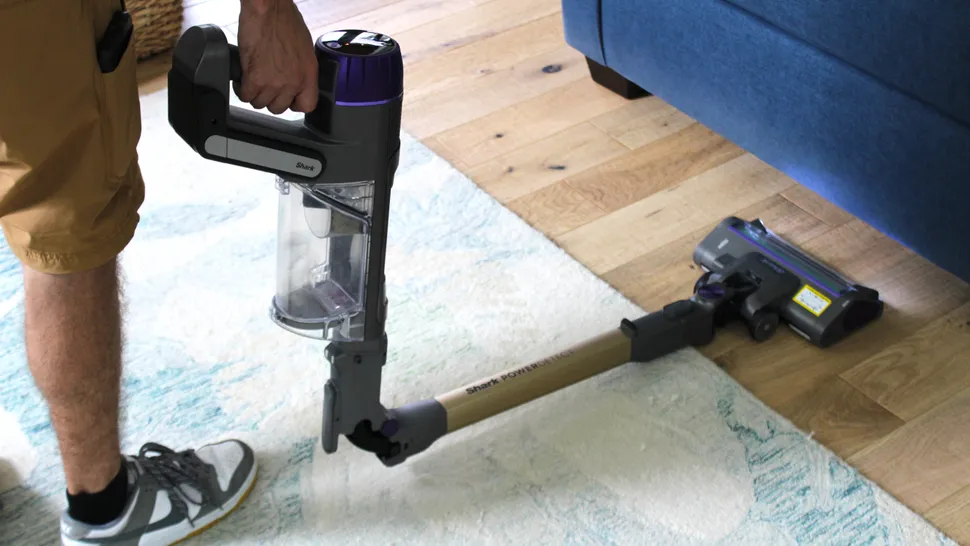 Shark Cordless PowerDetect Clean & Empty Vacuum-2