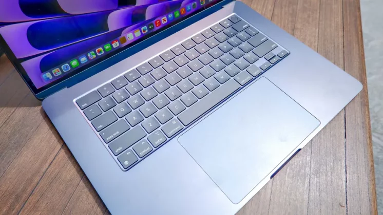 MacBook Air 15 дюймов (M3)-3