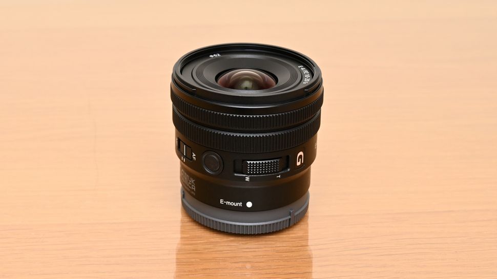 Sony E PZ 10-20 mm F4 G