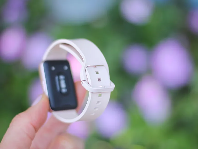 380581Недорогие смарт-часы — функциональность за копейки