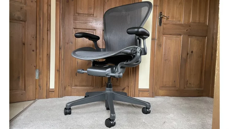 Herman Miller Aeron-2