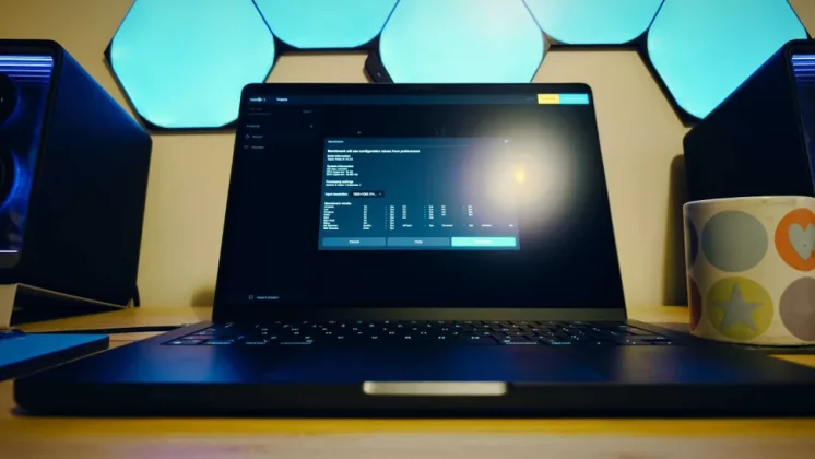 MacBook Pro 14 (M4)-8