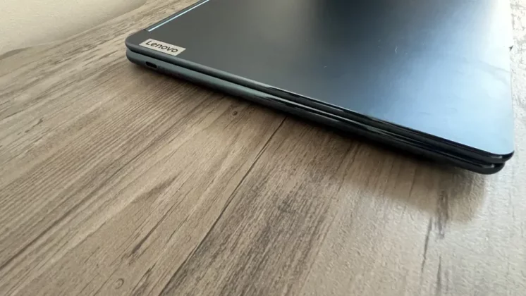 Lenovo Yoga Book 9i-5