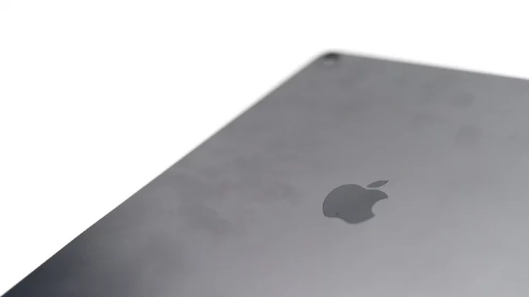 iPad Air (M3, 2025)-8