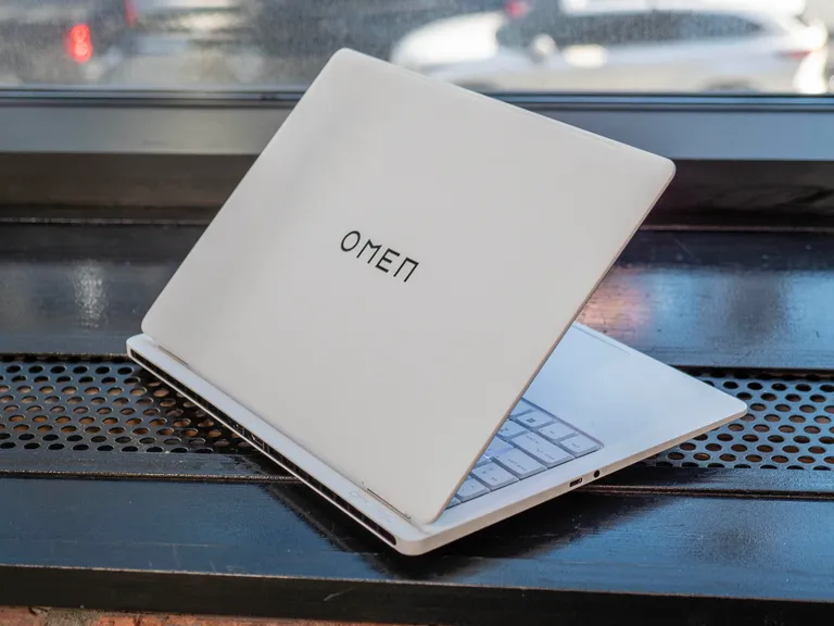 HP Omen Transcend 14