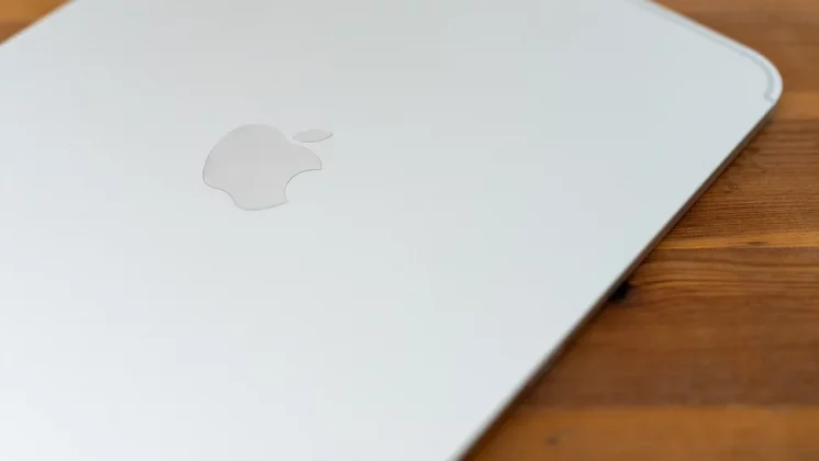 Apple iPad (Gen 11, 2025)-8