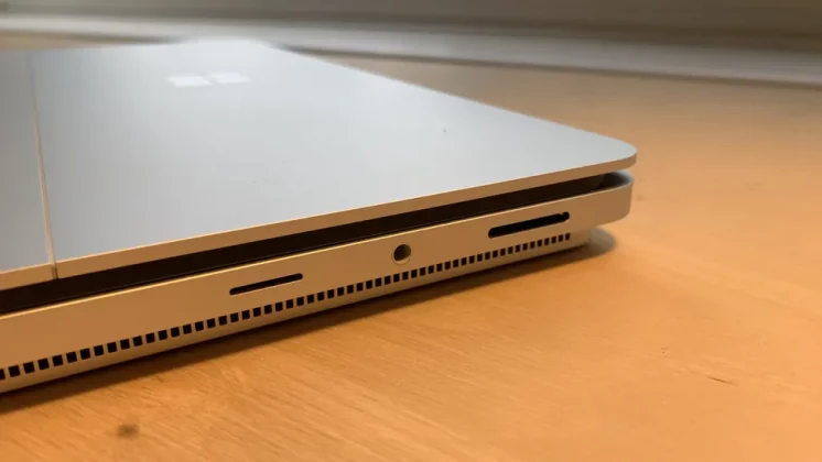 Microsoft Surface Laptop Studio 2-7