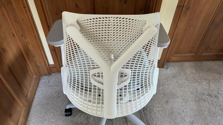 Herman Miller Sayl-5