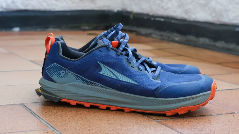 Altra Lone Peak 9