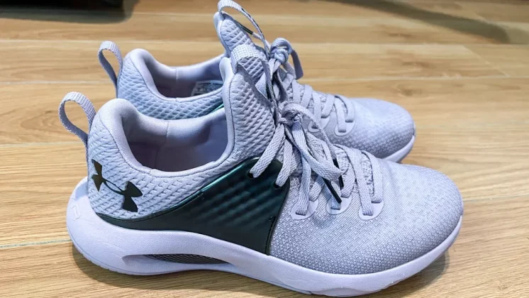 Under Armour HOVR Rise 3-2