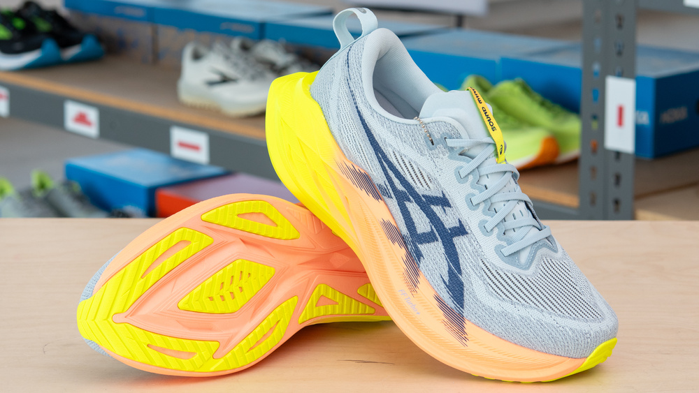 ASICS SUPERBLAST 2