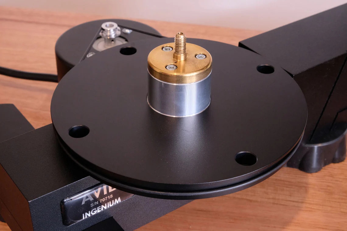 Обзор Avid Ingenium Plug&Play: шаг в будущее картинка Avid Ingenium Plug&Play