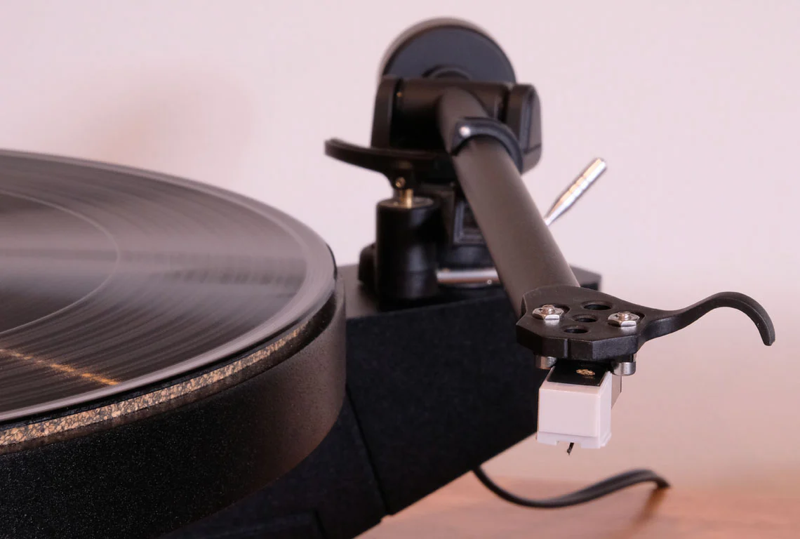 Обзор Avid Ingenium Plug&Play: шаг в будущее картинка Avid Ingenium Plug&Play