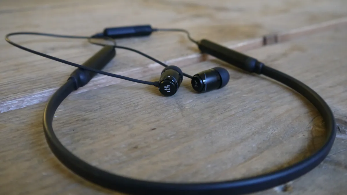 бюджетные наушники