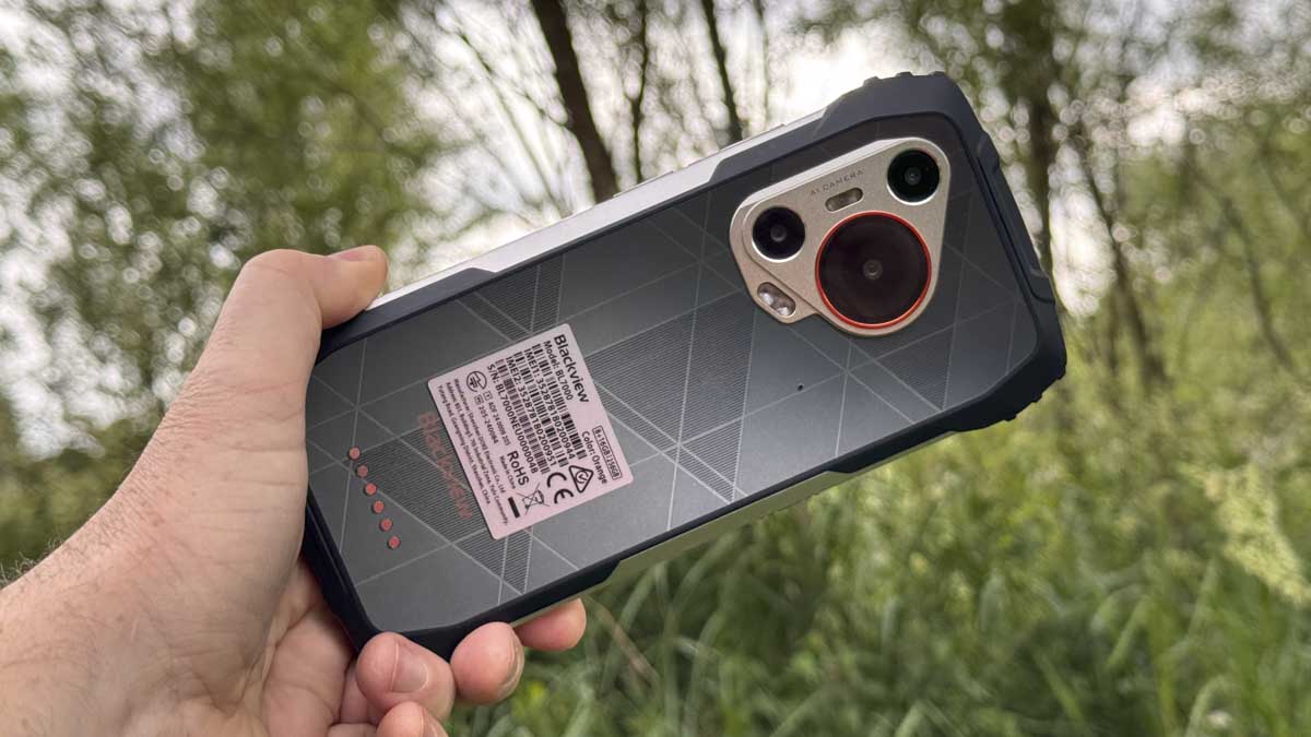 Обзор Blackview BL7000: одна уловка превращает этот дешевый телефон в дорогой картинка Blackview BL7000