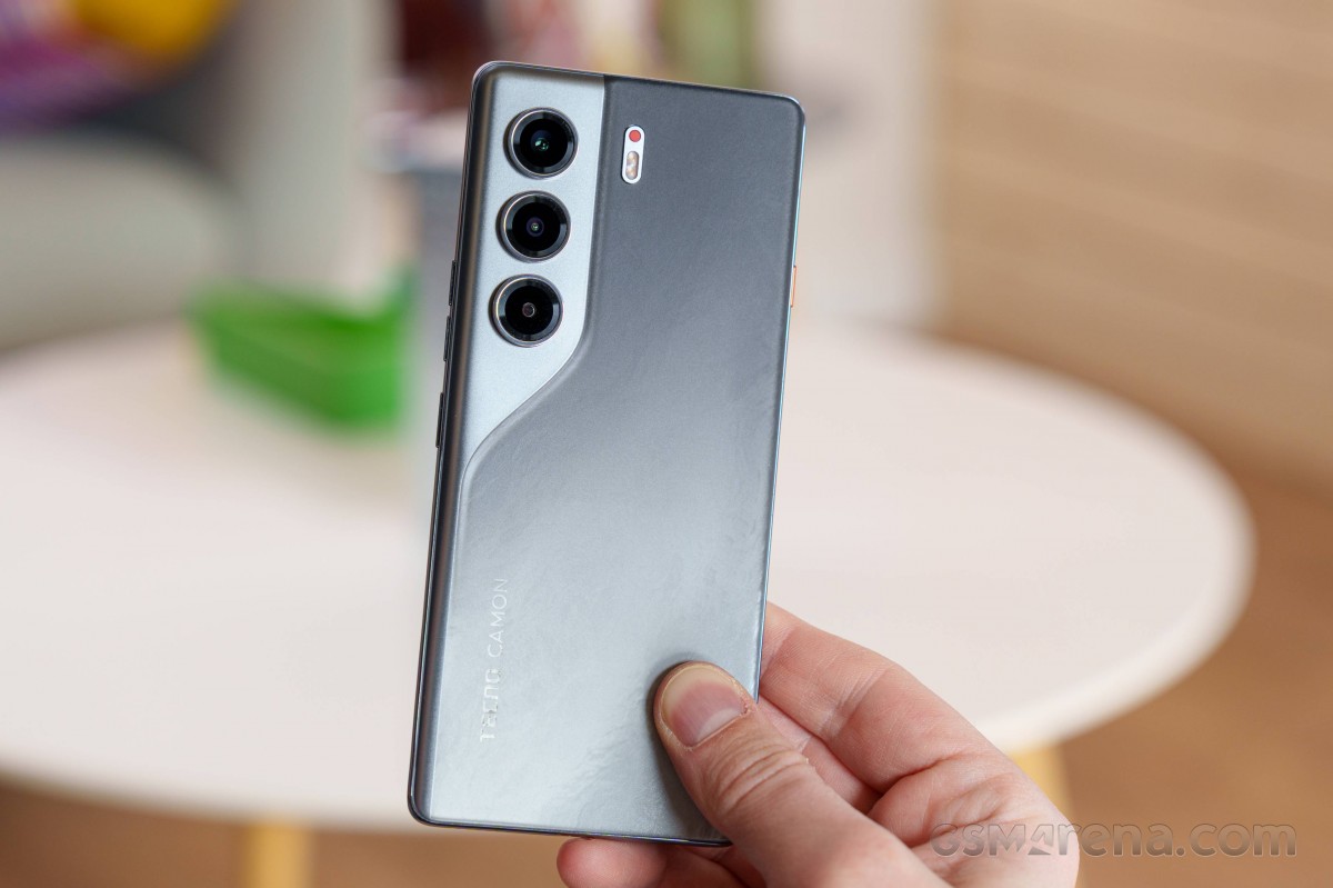 Обзор Camon 40 Pro: надежный универсальный телефон