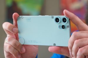 Обзор CMF Phone 2 Pro: яркий дизайн и конкурентное «железо»