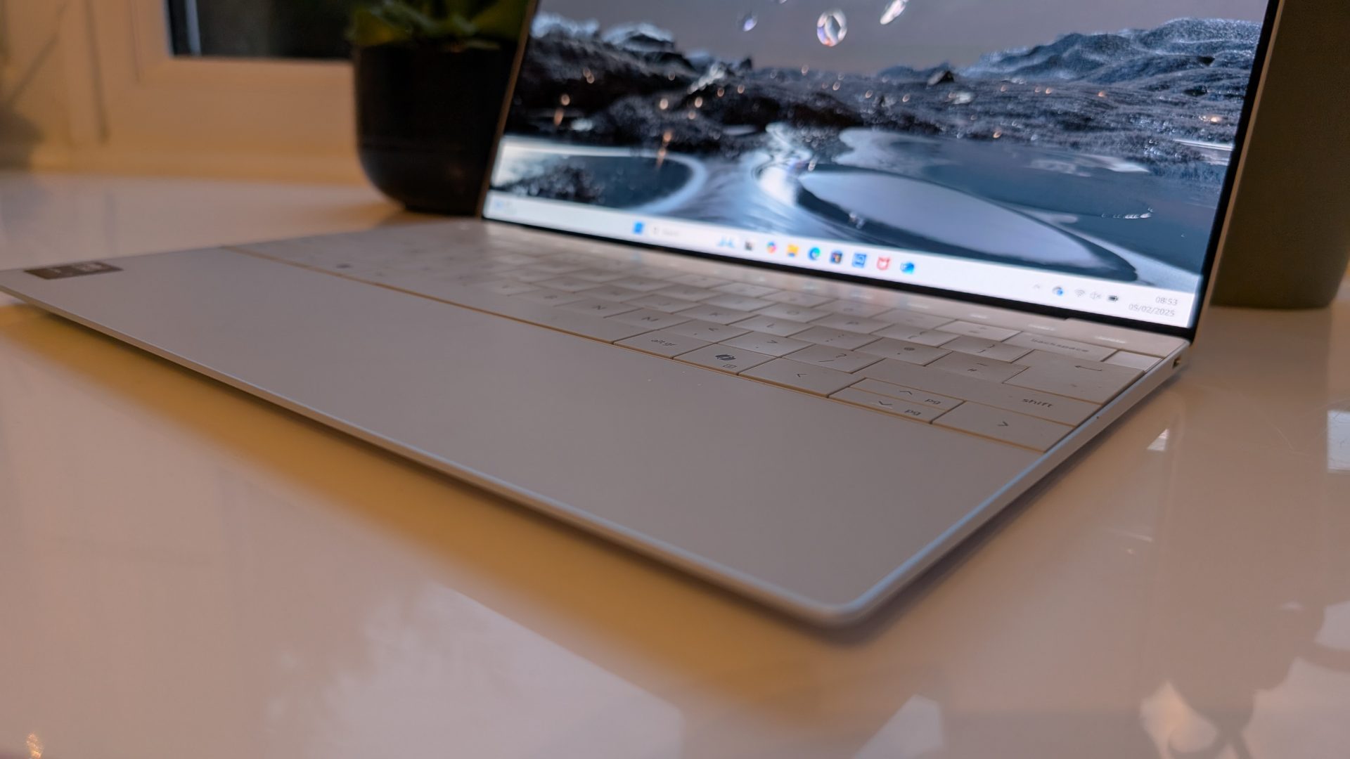 Dell XPS 13 против MacBook Air 13 выбираем короля ноутбуков 