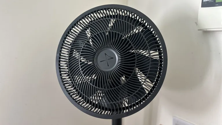 Бесшумное совершенство – умный вентилятор Duux Whisper Flex 2 картинка Duux Whisper Flex 2