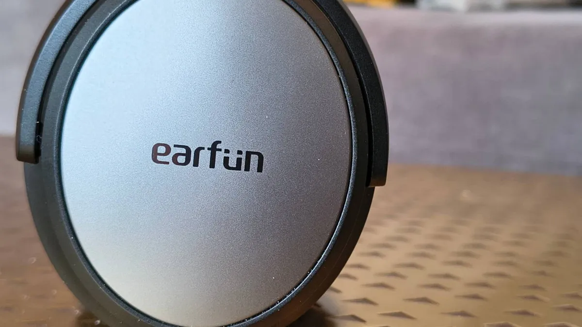 Обзор наушников Earfun Tune Pro: долгая работа, плохой звук картинка Earfun Tune Pro